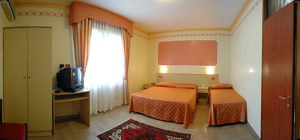 Locanda Zabotto Campagna Lupia Extérieur photo
